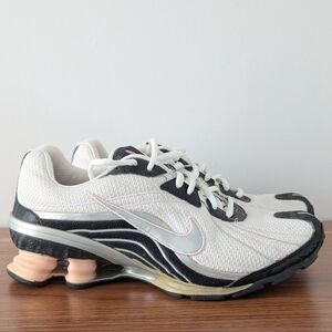 Nike Shox BRS1000 Running Shoes Sneakers White Black Size 7